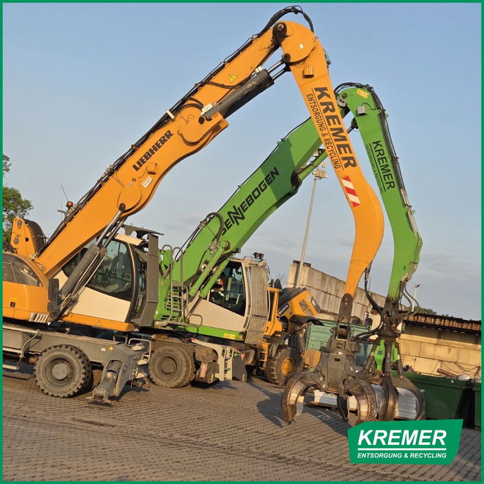 🛠️ Ohne Schmierung läuft hier gar nichts! 💪

Unsere Bagger warten auf ihre Portion Fett – damit alles geschmeidig bleibt...