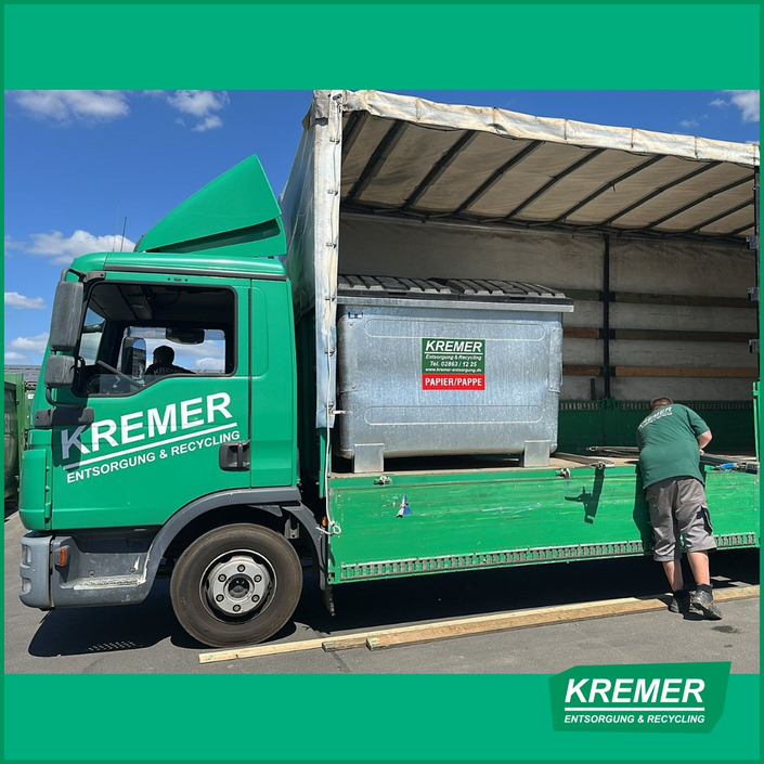 🚛 Neue Behälter am Start! 💪

Weiter geht’s mit frischen Auslieferungen – zuverlässig wie immer. 💚

#kremer #lieferung...